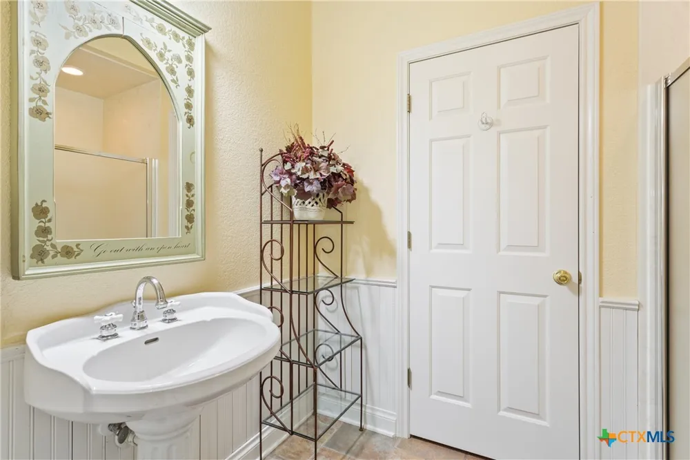 13730 Settlements Road Salado, TX 76571
