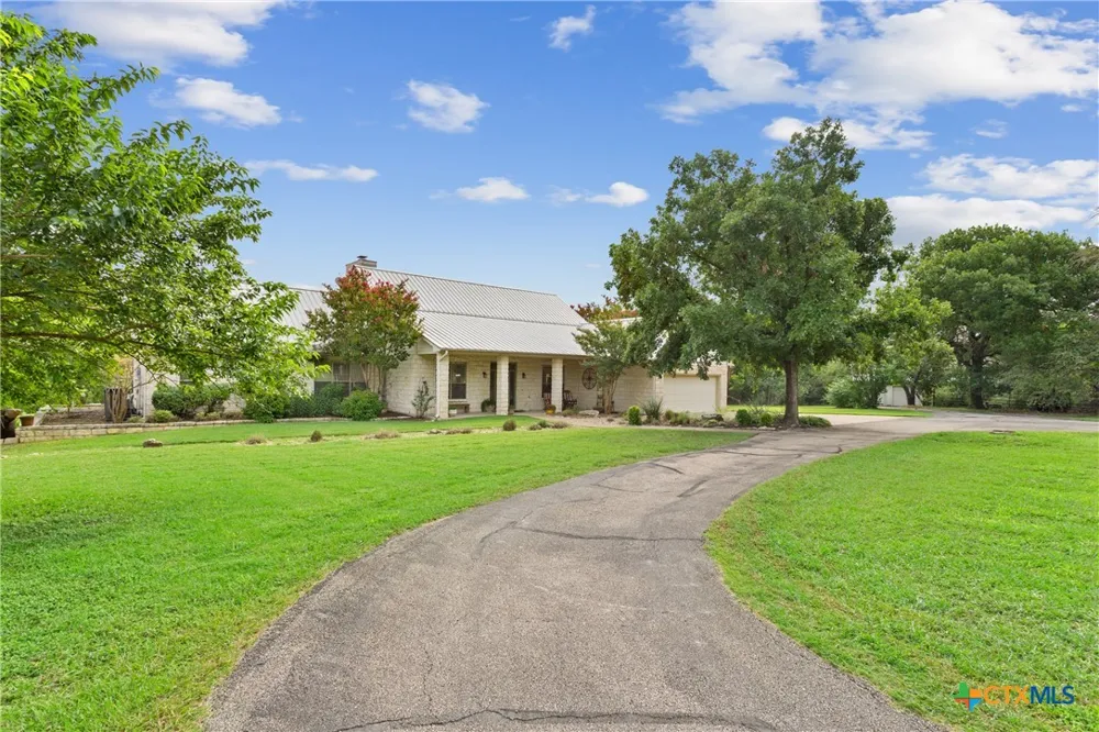 13730 Settlements Road Salado, TX 76571