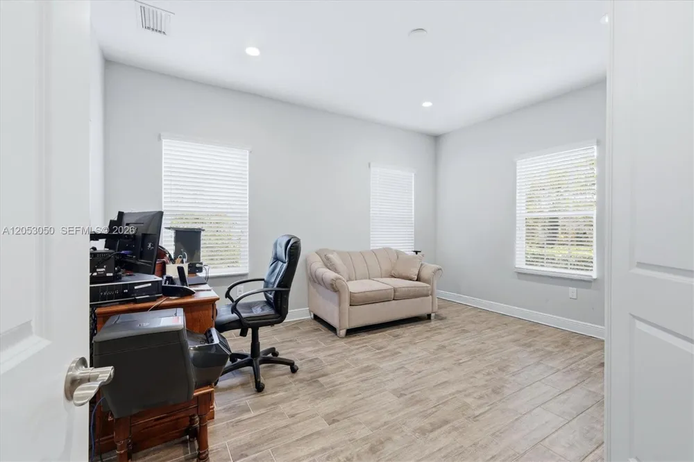 1109 THORNBURY DR Other City - In The State Of Florida, FL 34219