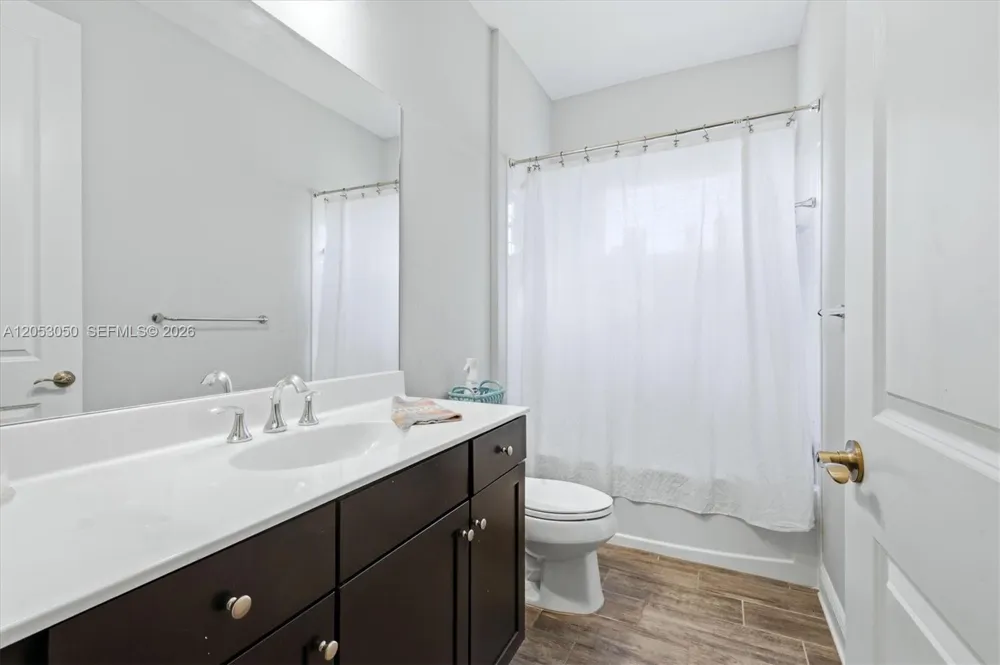 1109 THORNBURY DR Other City - In The State Of Florida, FL 34219