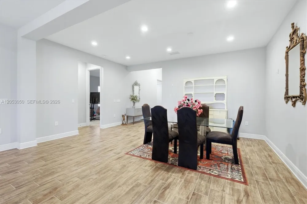 1109 THORNBURY DR Other City - In The State Of Florida, FL 34219