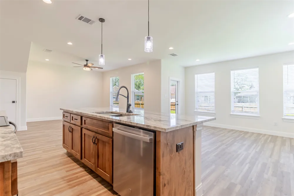 112 Callie Street Smithville, TX 78957