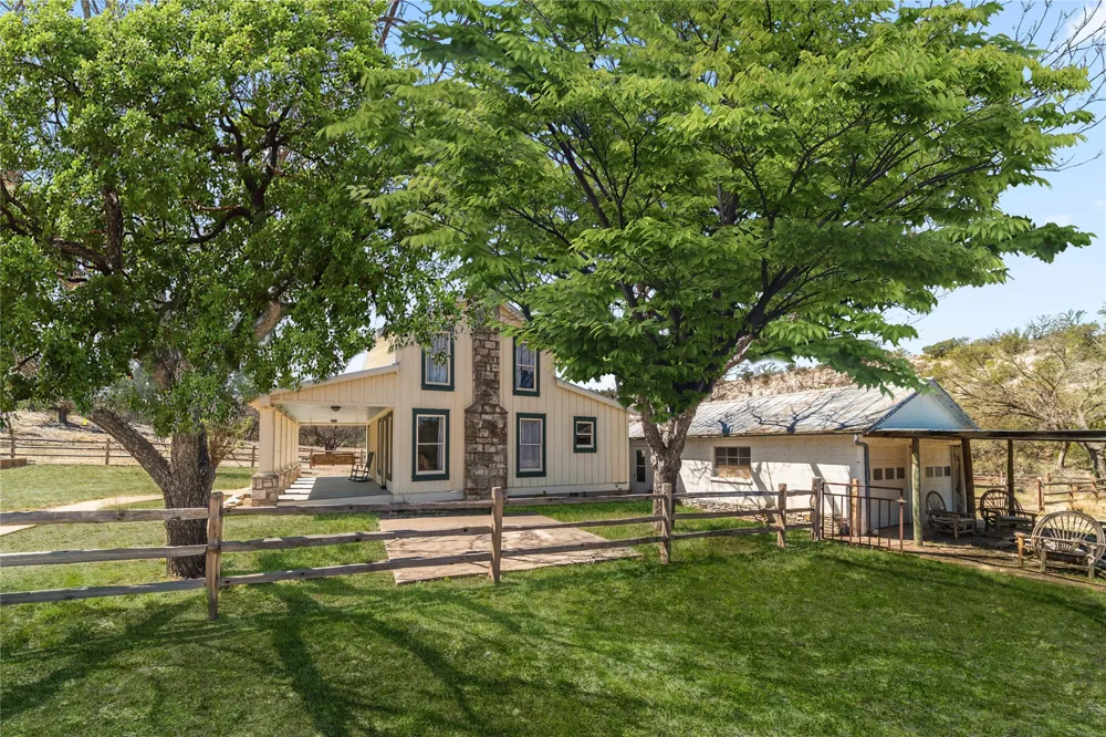 1627 Seven Springs Drive Junction, TX 76849
