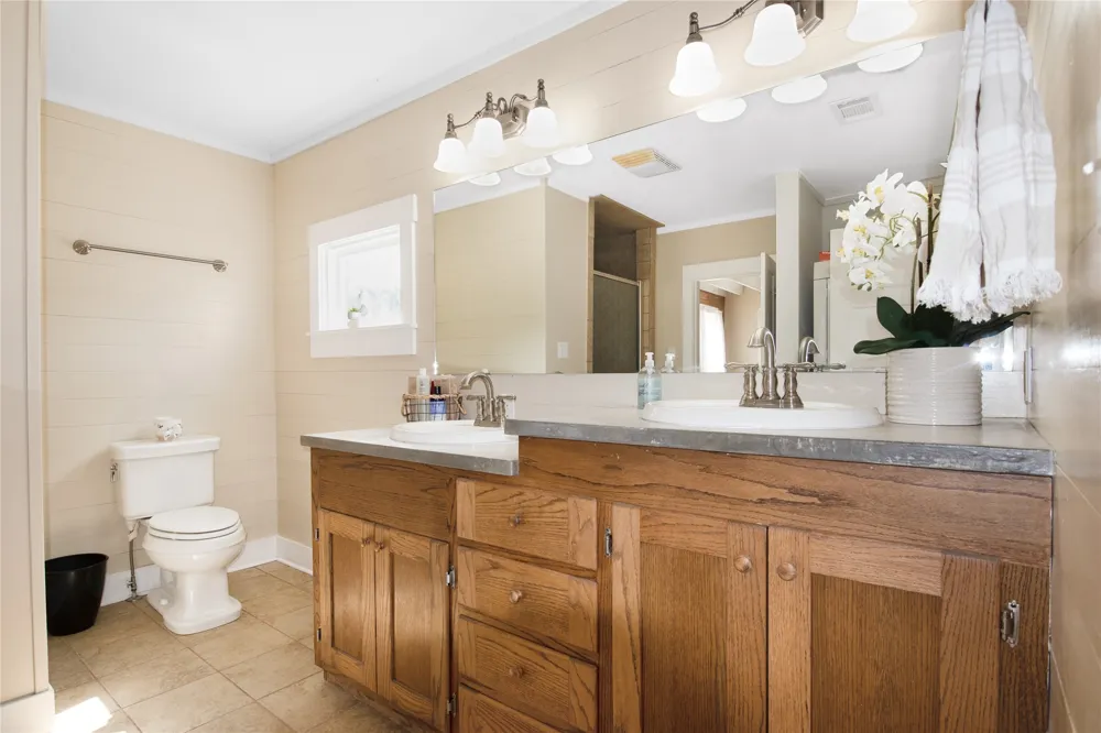 1627 Seven Springs Drive Junction, TX 76849