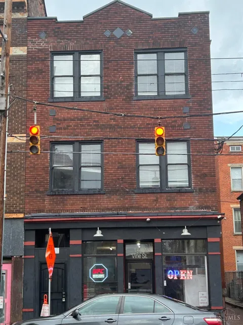 1646 Vine Street #4