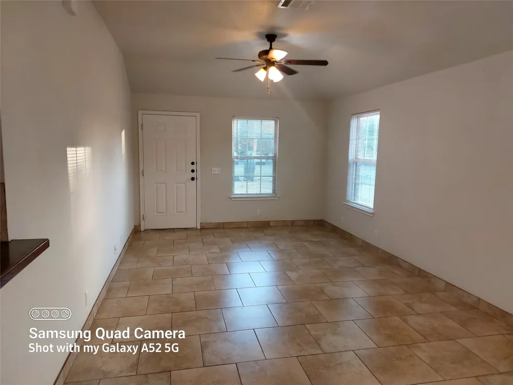 2505 S Oak Lane #B Georgetown, TX 78628