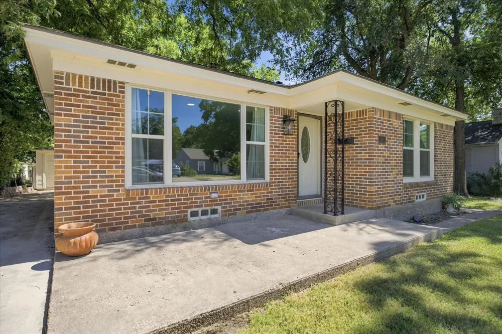 1405 Inwood Boulevard Garland, TX 75042