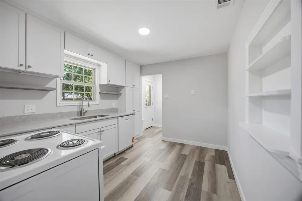 1405 Inwood Boulevard Garland, TX 75042
