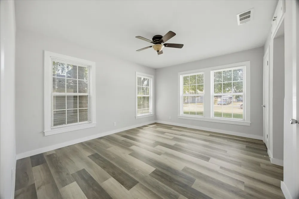 1405 Inwood Boulevard Garland, TX 75042