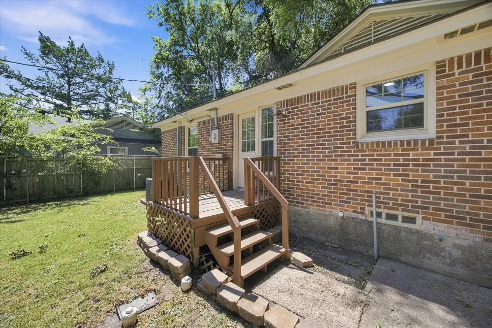 1405 Inwood Boulevard Garland, TX 75042