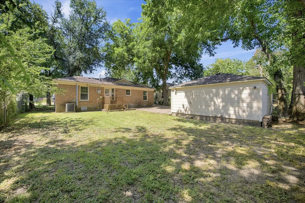 1405 Inwood Boulevard Garland, TX 75042