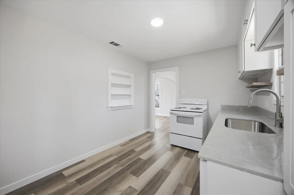 1405 Inwood Boulevard Garland, TX 75042