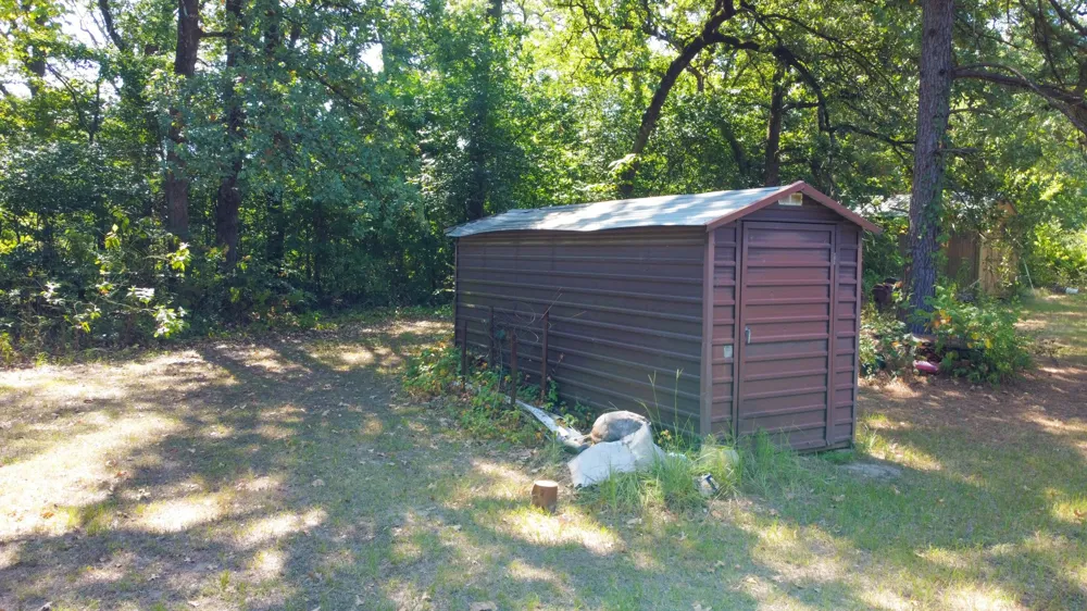 801 County Road 2406 Tool, TX 75143