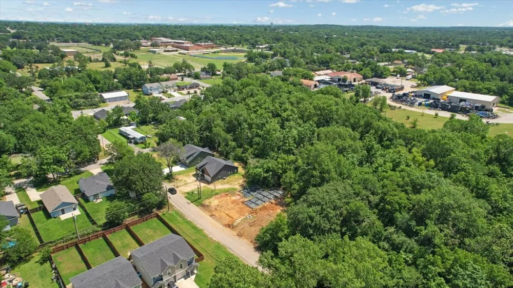 2560 S Scullin Avenue Denison, TX 75020