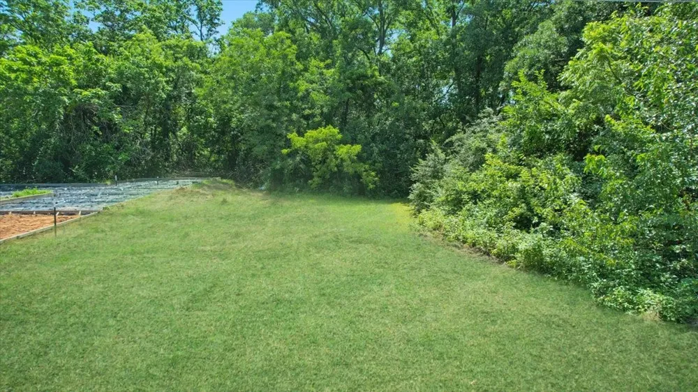 2560 S Scullin Avenue Denison, TX 75020