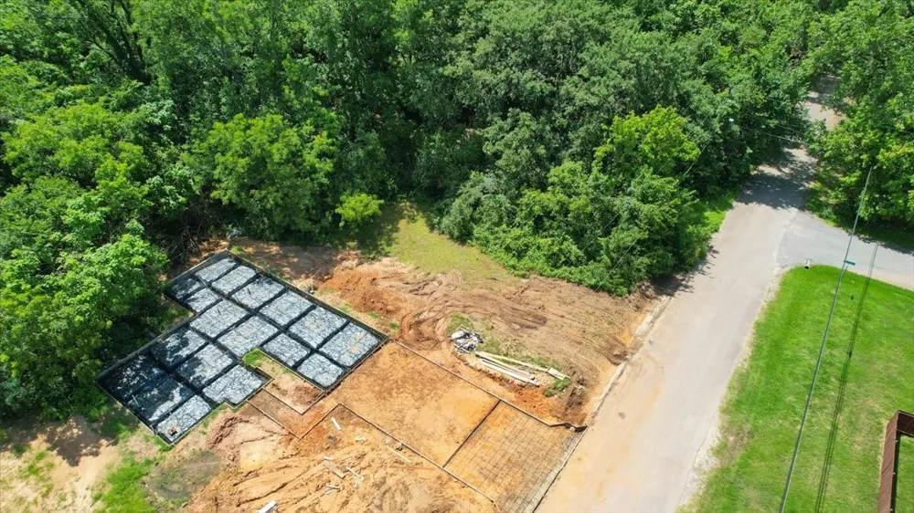 2560 S Scullin Avenue Denison, TX 75020