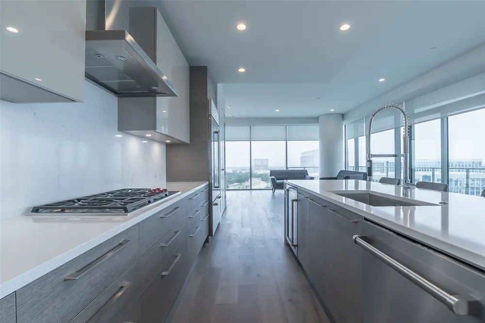 7901 Windrose Avenue #1001 Plano, TX 75024