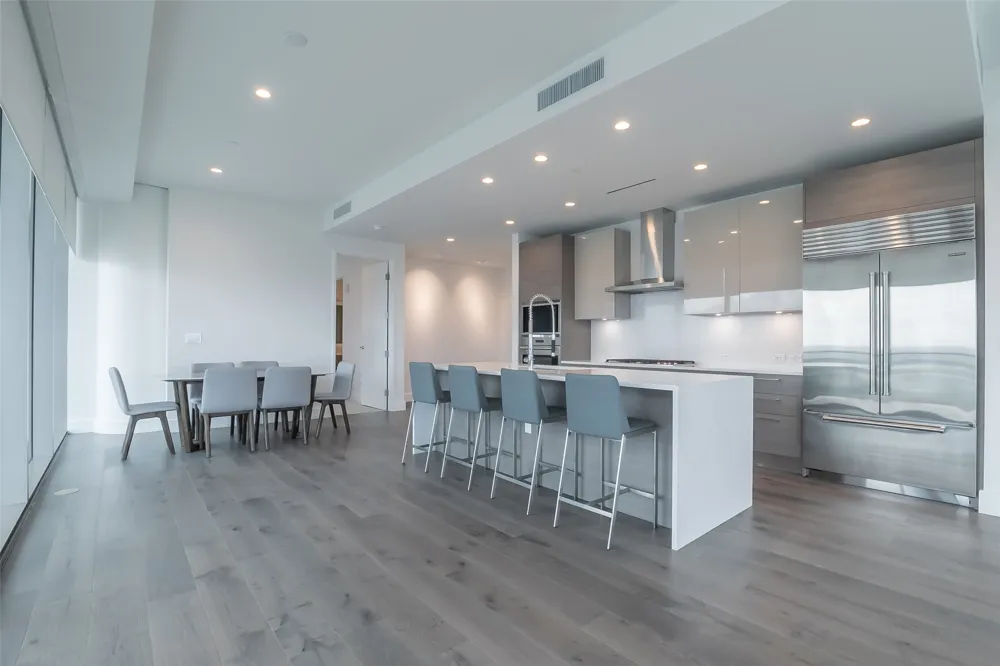 7901 Windrose Avenue #1001 Plano, TX 75024