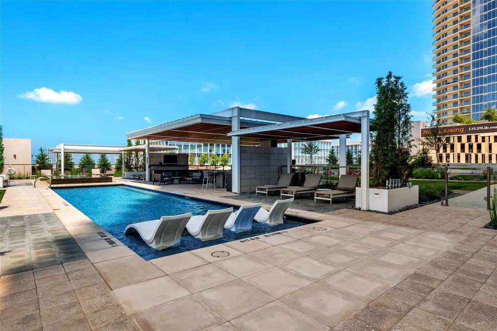 7901 Windrose Avenue #1001 Plano, TX 75024