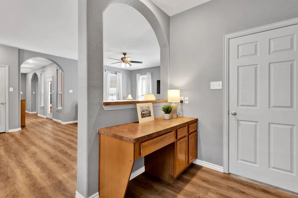 1621 Jasmine Trail Savannah, TX 76227