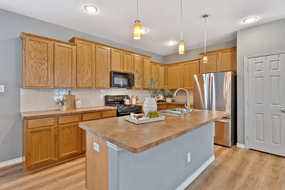 1621 Jasmine Trail Savannah, TX 76227