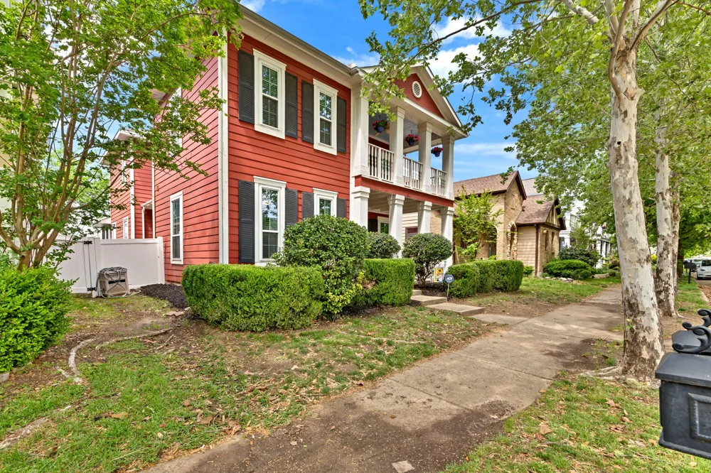 1621 Jasmine Trail Savannah, TX 76227