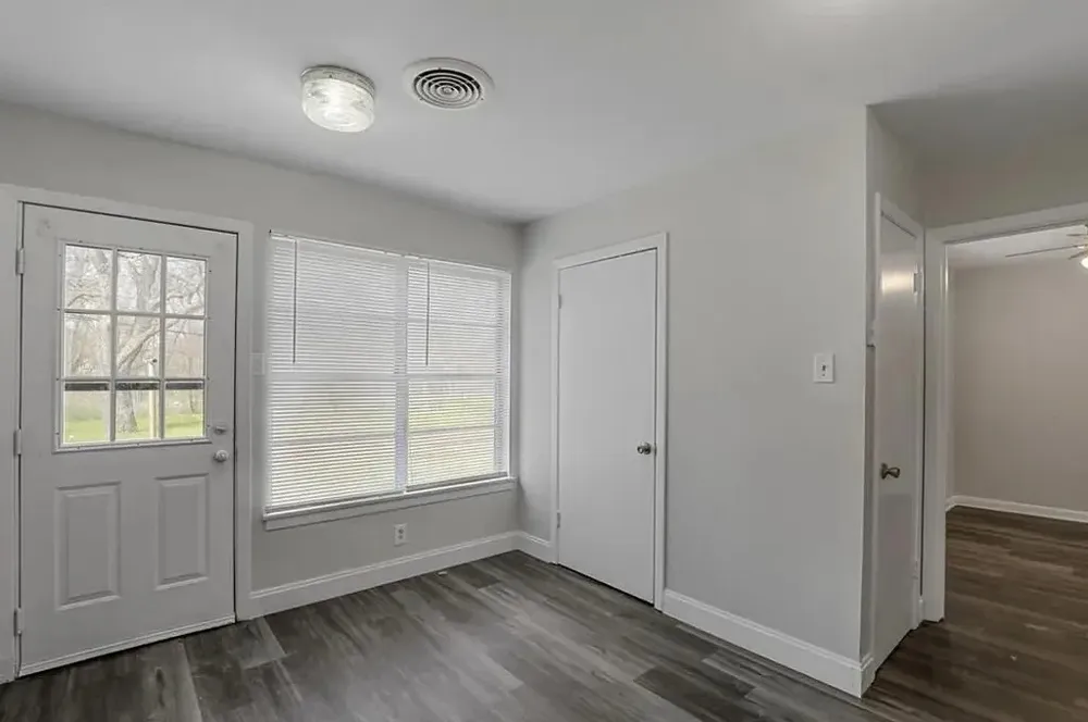128 Vandenburg Drive Denison, TX 75020
