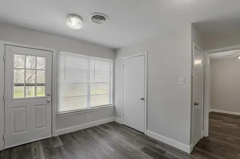 128 Vandenburg Drive
