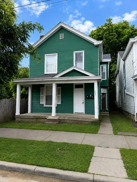 1037 S Second Street