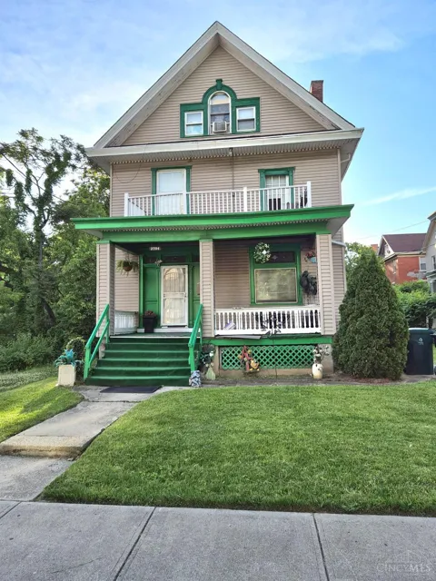 2704 Euclid Avenue