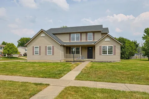 3789 Treadway Trail