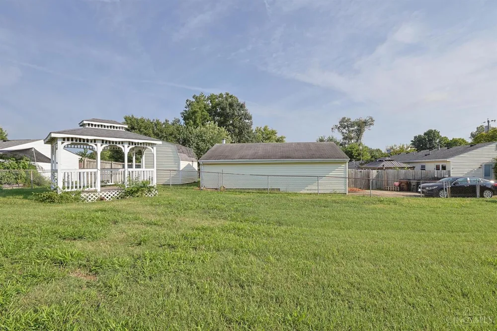907 Arthur Street Trenton, OH 45067