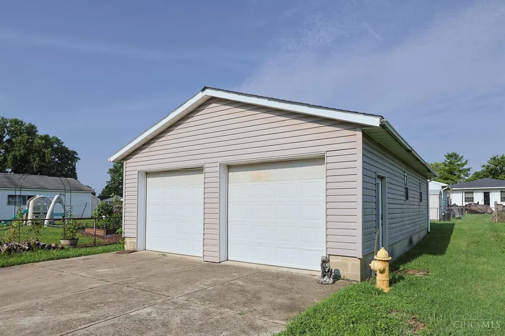 907 Arthur Street Trenton, OH 45067