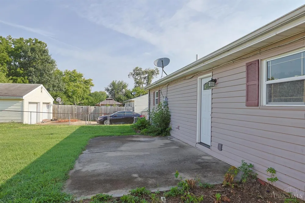 907 Arthur Street Trenton, OH 45067