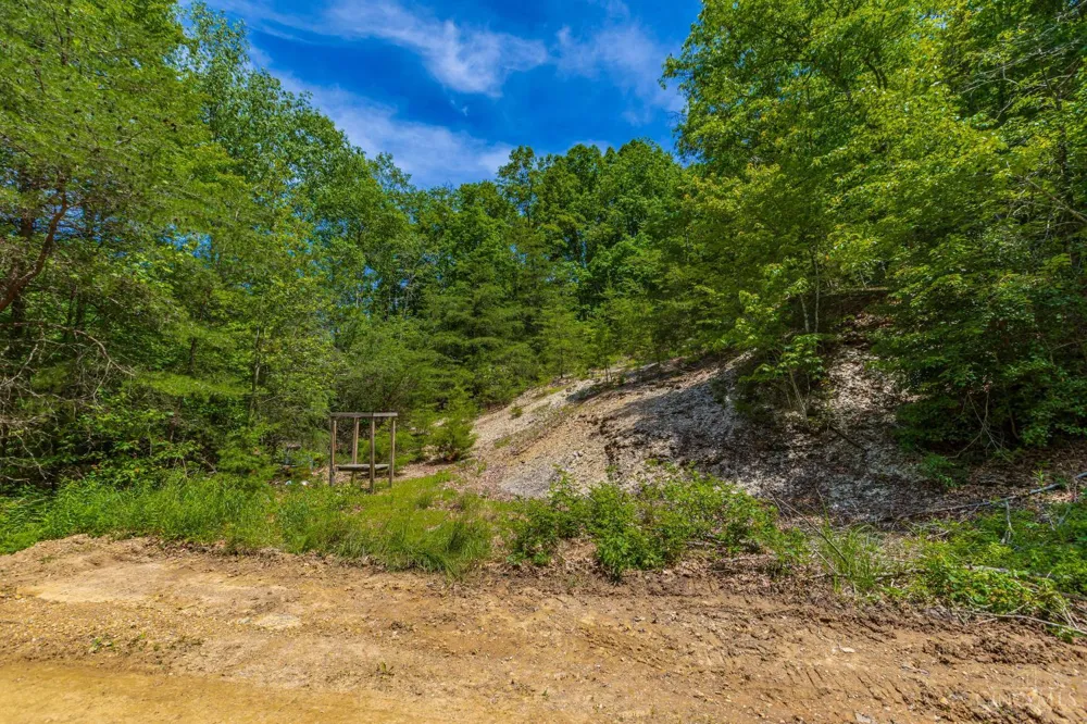 120 Thelma Lane Blue Creek, OH 45616