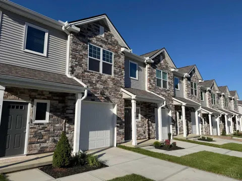 8389 Anderson Grove