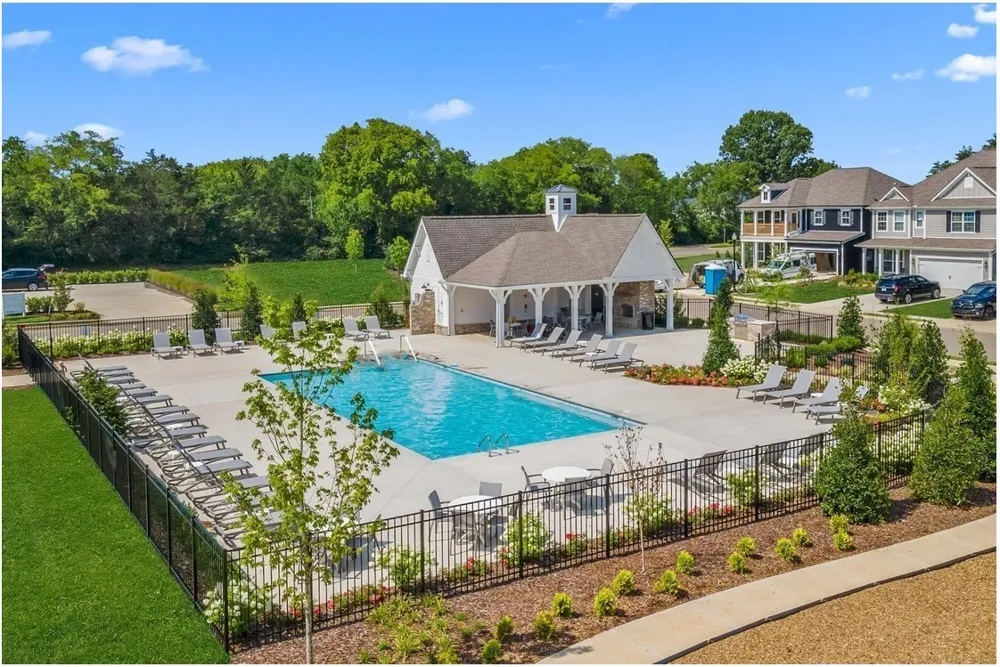 3526 Madrid Way Murfreesboro, TN 37129