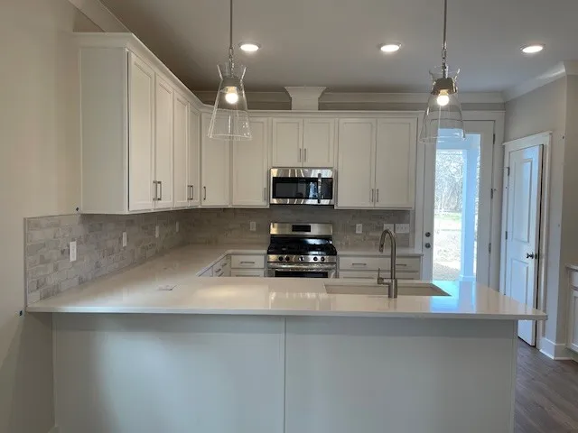 3526 Madrid Way Murfreesboro, TN 37129