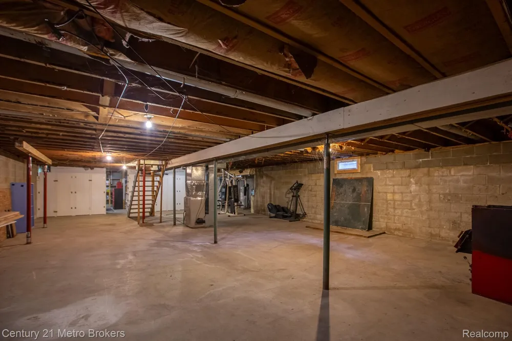 5262 Conifer Drive Oregon Township, MI 48421