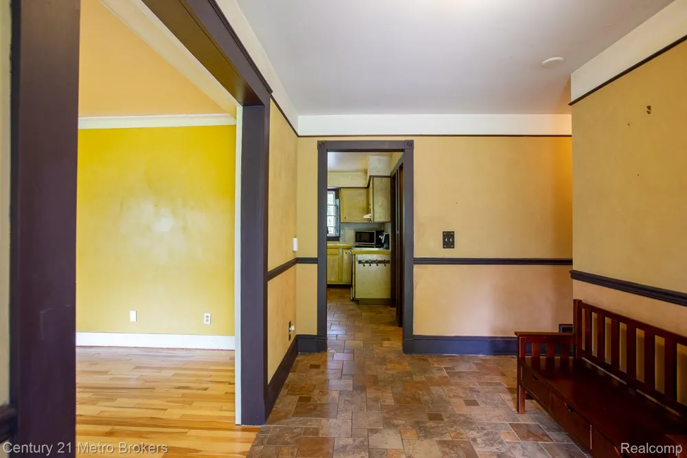 5262 Conifer Drive Oregon Township, MI 48421
