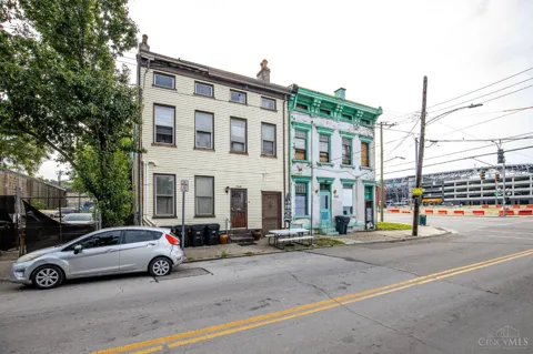 1602 John Street