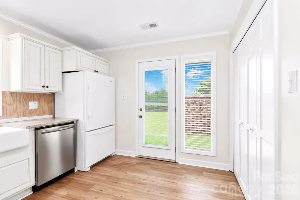 1349 Radio Road Statesville, NC 28625