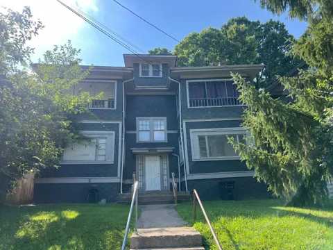 3671 Vine Street #2