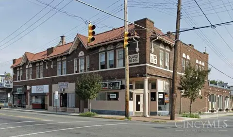 600 W Wyoming Avenue