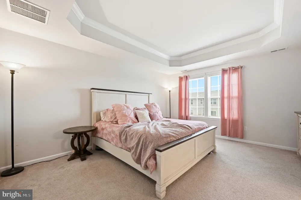 104 NATHAN DRIVE Cinnaminson, NJ 08077