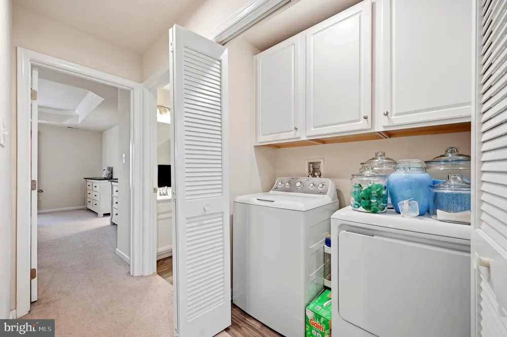 104 NATHAN DRIVE Cinnaminson, NJ 08077