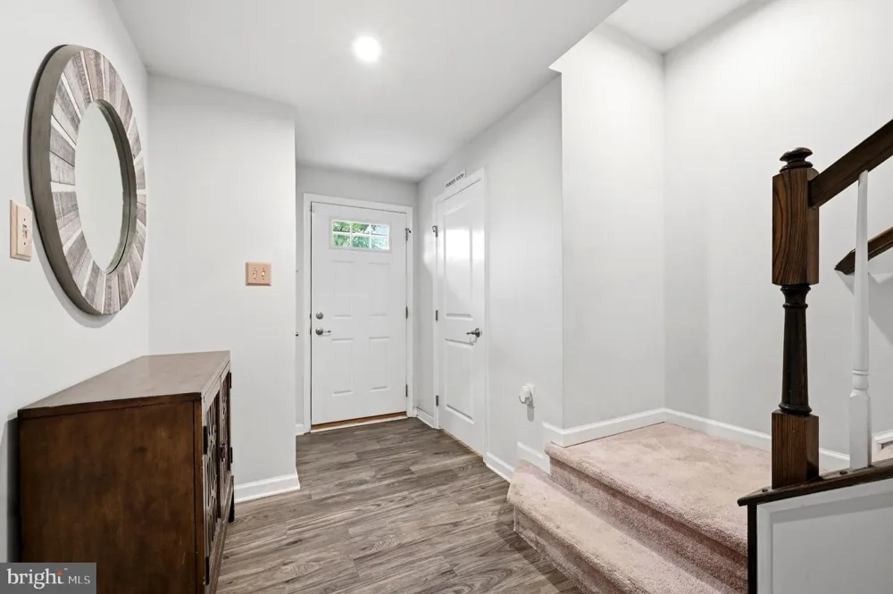 104 NATHAN DRIVE Cinnaminson, NJ 08077