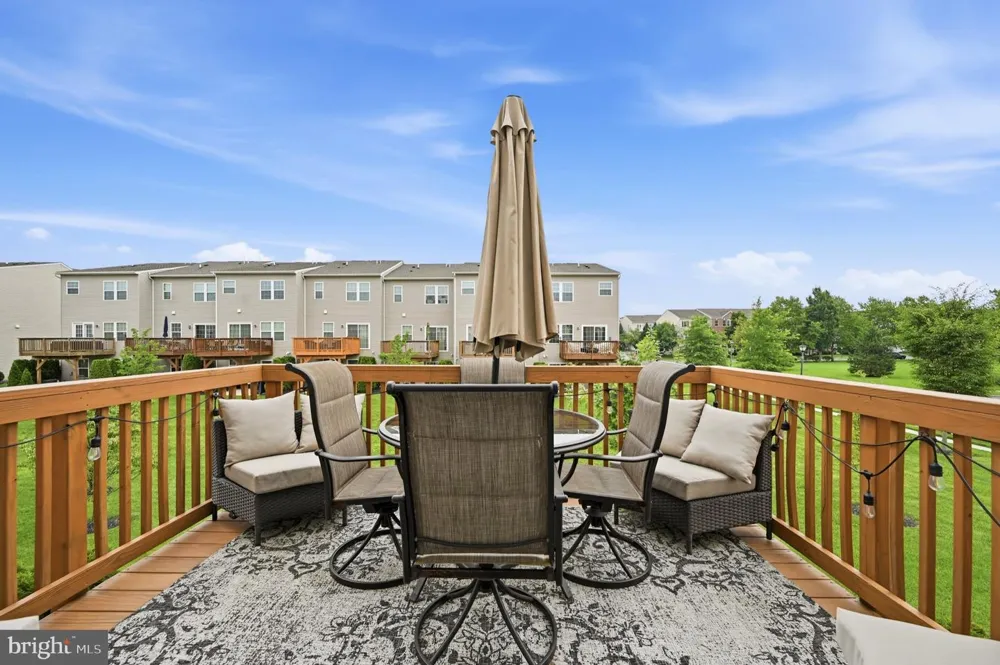 104 NATHAN DRIVE Cinnaminson, NJ 08077