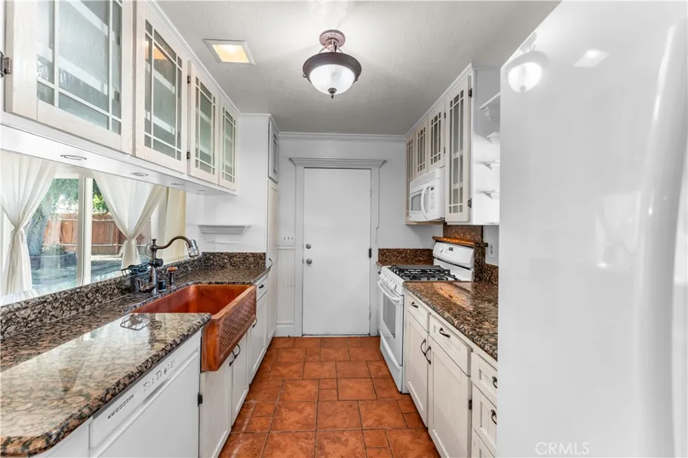 1368 Balboa Ontario, CA 91764