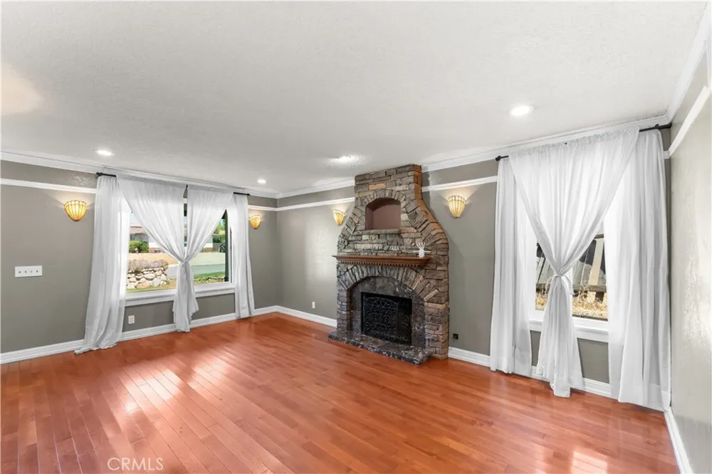 1368 Balboa Ontario, CA 91764